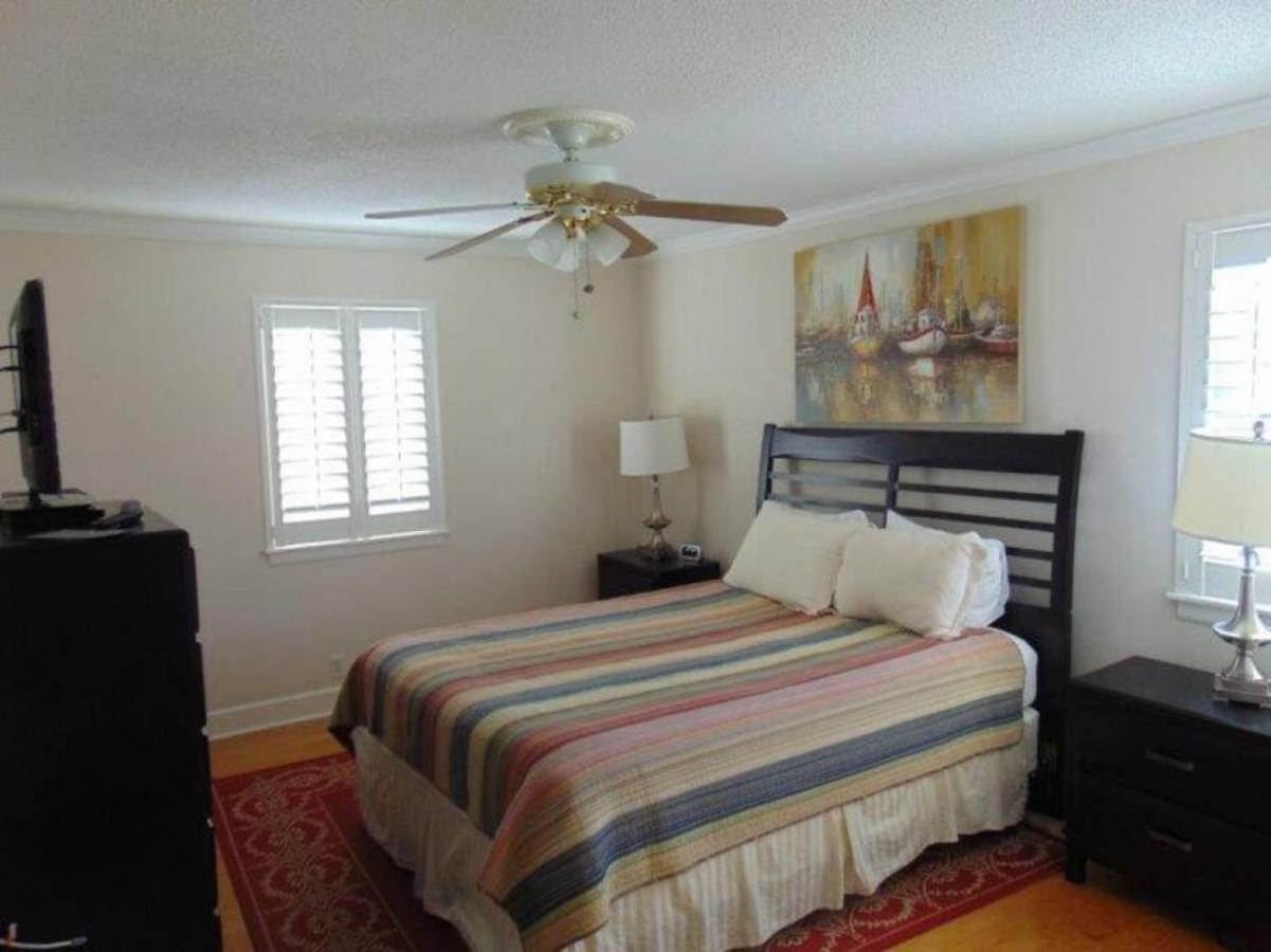 W2 Ocean Walk Resort Upstairs 2 Bed King And Two Twins Next To Back Pool St. Simons Island Exterior foto